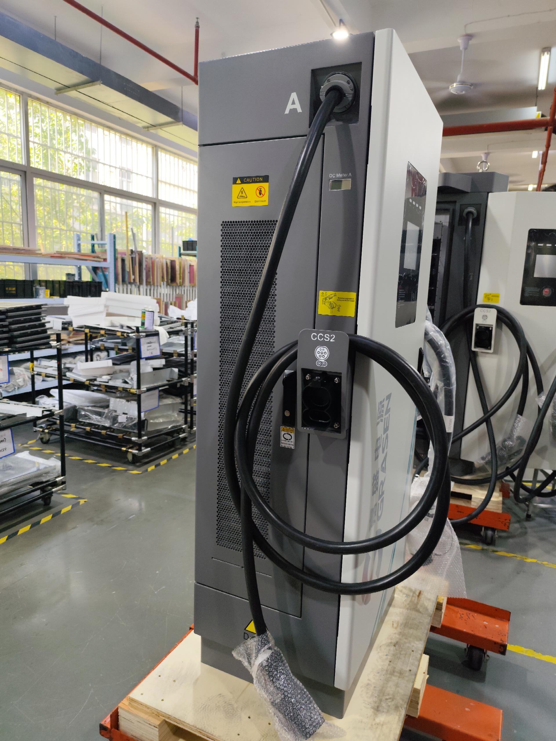 Швидкісна DC зарядна станція 80 kW